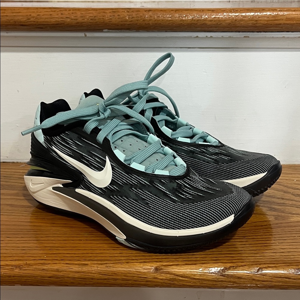 NIKE Womens Air Zoom G.T. Cut 2.0 Jade Ice Pale Ivory Black. Size 7.5